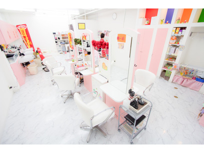 美容室ママファミリー 赤道店 うるま市 沖縄県 の美容師新卒求人 正社員