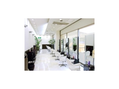 ヘアーサロン　ソシエ　福岡岩田屋店