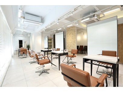 agir hair 池袋東口店