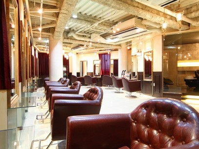 AUBE HAIR diana 横浜店