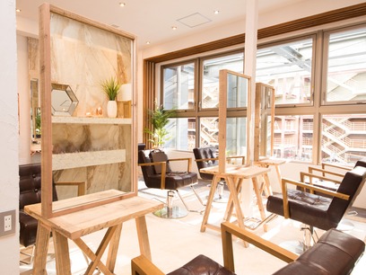 AUBE HAIR leap 大日店