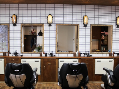 Les Garcons【レ ギャルソン】与野本町店