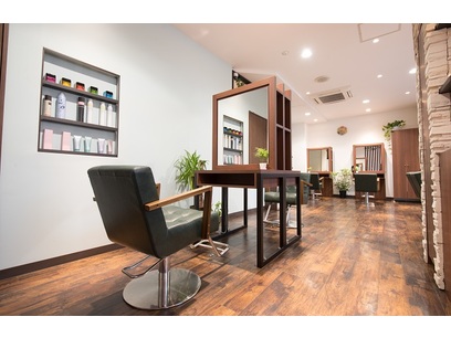 ヘアースタジオリーブス　東浦和店