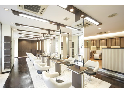 イレブンカット 横浜西口店 横浜市西区 神奈川県 の美容師新卒求人 正社員