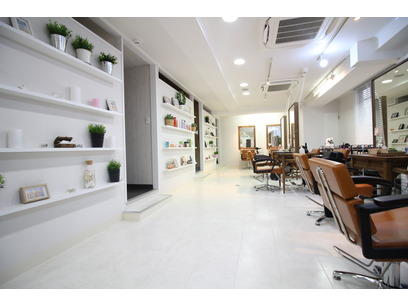 Bolero ボレロ 大宮駅東口店 さいたま市大宮区 埼玉県 のスタイリスト求人 業務委託 フリーランス