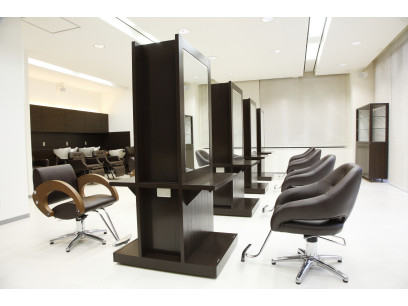 リクエストQJキャスティング　大阪オフィス