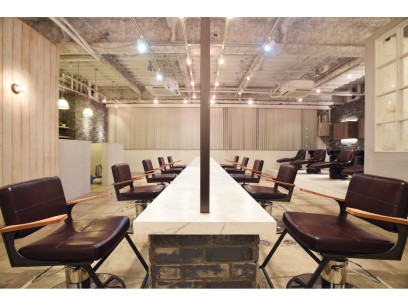 FLAG by HEADLIGHT　金山店