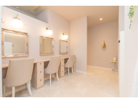 Dl Beauty 恵比寿店 渋谷区 東京都 のアイデザイナー求人 契約社員 パート