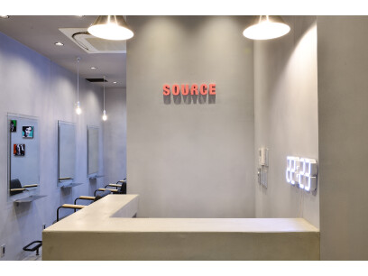 SOURCE 枚方店