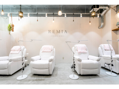 Remia Eyelash Nail 大船店 鎌倉市 神奈川県 のアイデザイナー新卒求人 正社員
