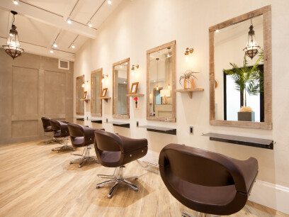 AUBE HAIR anela【福岡六本松店】