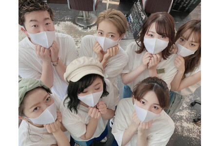 スタッフ一同、皆様を歓迎します◎