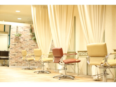 Reciel 豊橋店 豊橋市 愛知県 のスタイリスト求人 業務委託 フリーランス