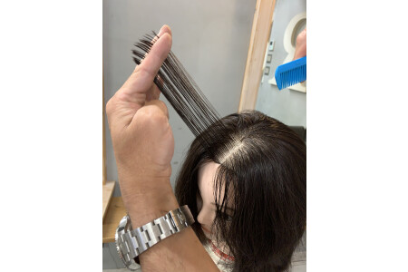 カリキュラムは写真や動画を使って指導する為技術が統一されます