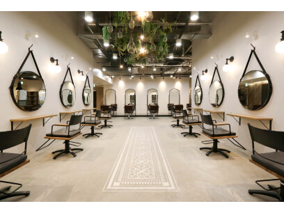 Lolonois 梅田【ロロネー】