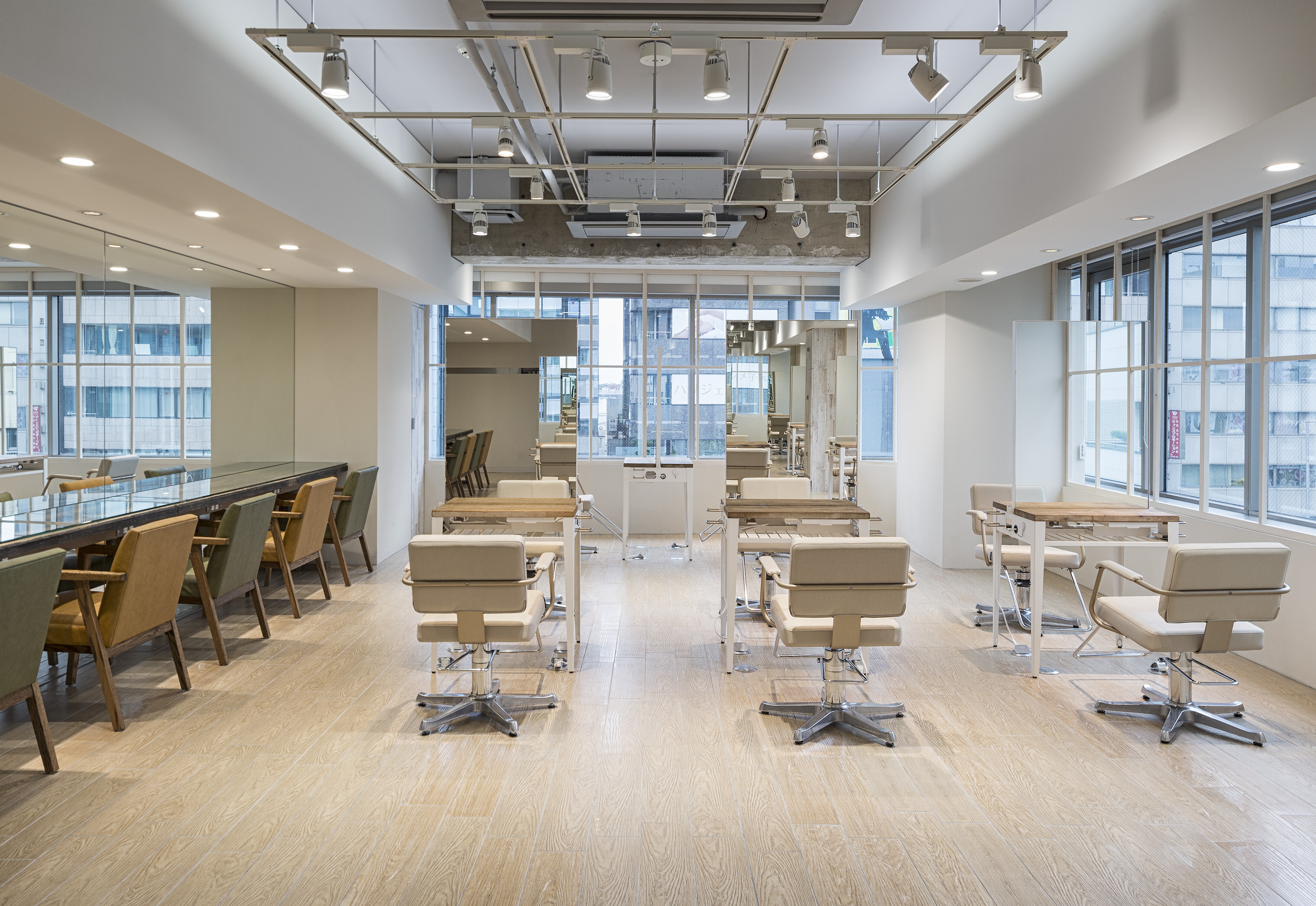 Afloat World 渋谷区 東京都 の美容師新卒求人 正社員