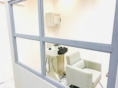 髪質改善 完全個室内完結型サロン Sereine salon HANARE　北千住