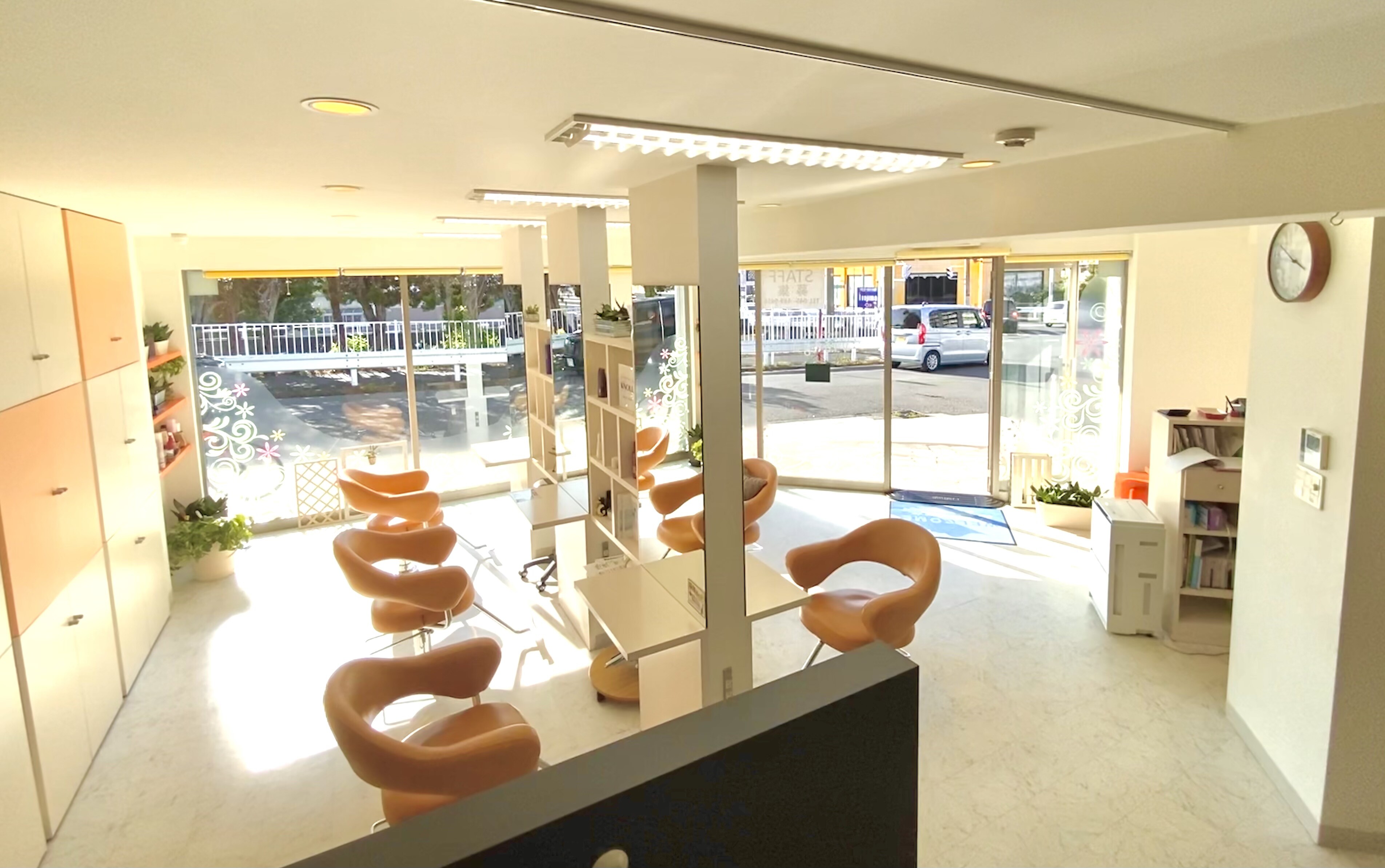 Hair Make Visage 三ツ境店 横浜市旭区 神奈川県 の美容師新卒求人 正社員 Hair Make Visage 三ツ境店 横浜市旭区 神奈川県 の美容師新卒求人 正社員