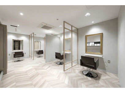 TriumpH天王寺店(ミルボン Aujua認定サロン)