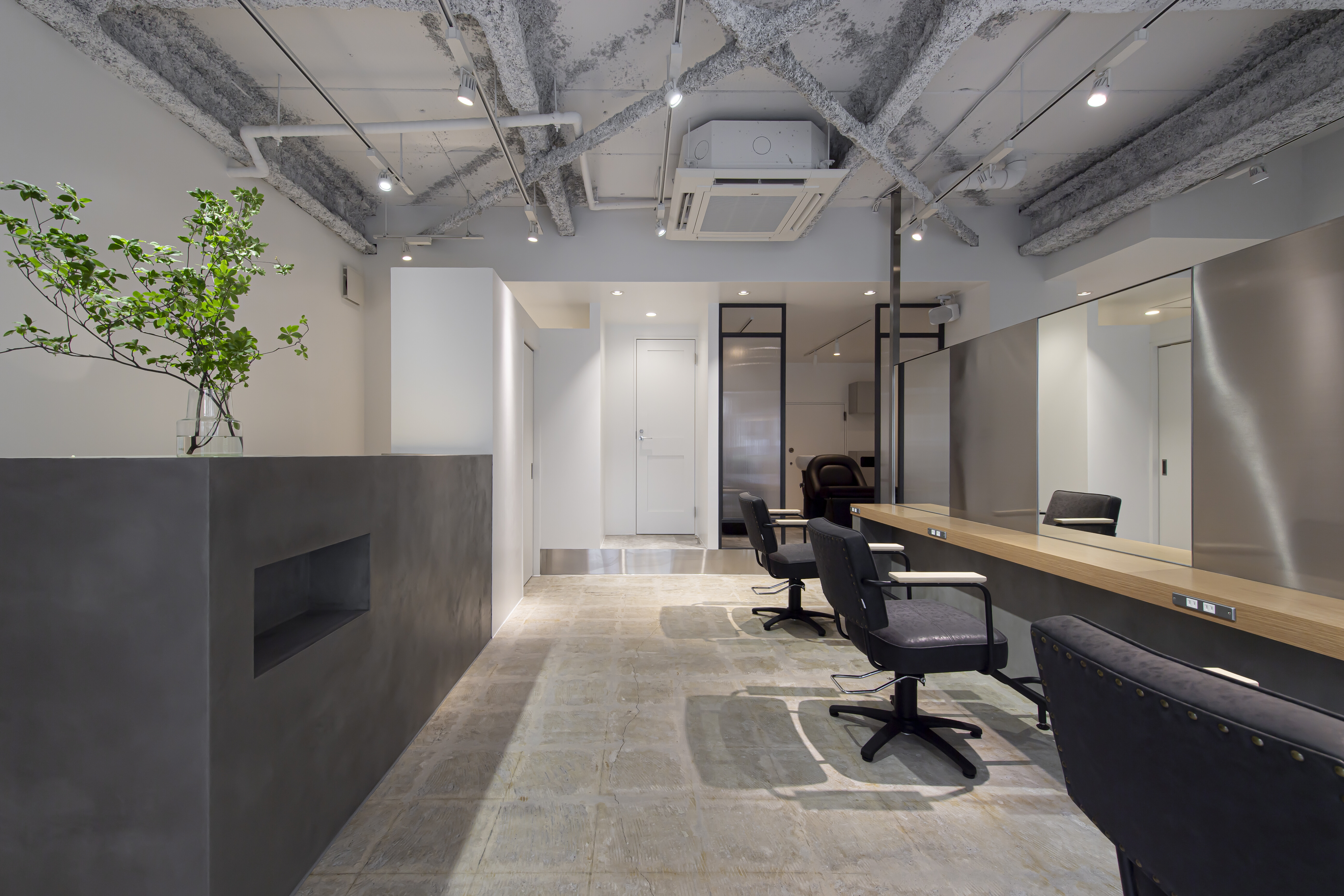 Moi Meme Soe モアメーム ソエ 中央区 東京都 のスタイリスト求人 正社員