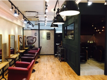 Agu hair flola草津店