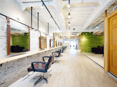 Agu hair logy 京田辺