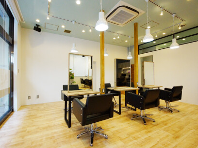 Agu hair roy 寝屋川