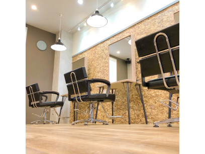 Agu hair  pel 豊中