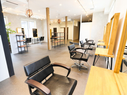 Agu hair raig小山城南