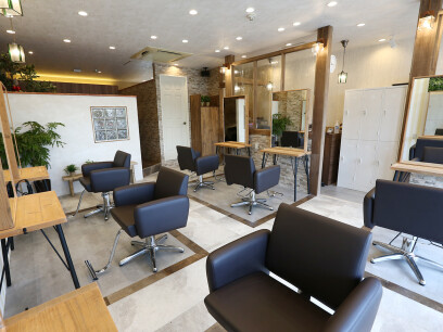 Agu hair mira 緑区滝ノ水