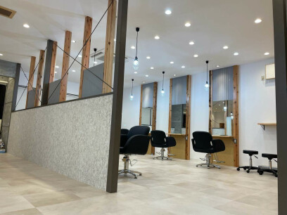 Agu hair cross 芳町店