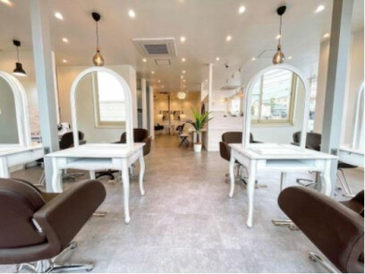 AUBE HAIR camila 唐津店