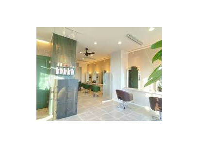 eMi lian【エミ リアン】つくば店