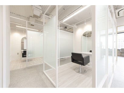 【完全個室サロン】tocca hair&treatment津田沼駅前店