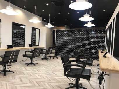 CLOE by LUVISM燕三条店【クロエ バイ ラヴィズム】