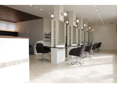 Lish　ユーカリが丘店