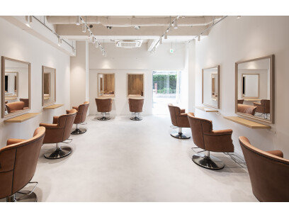 TREAT HAIR DESIGN  市川店