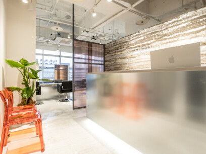 EIGHT sakae (エイト) 栄店