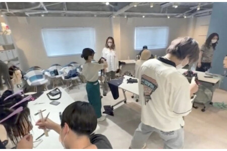 最短1年でJr.スタイリストデビュー☆綿密なカリキュラム！