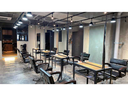 La fith hair ring 大津京店