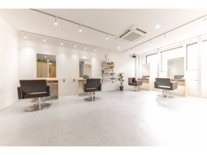 Agu hair Poika 古河旭町