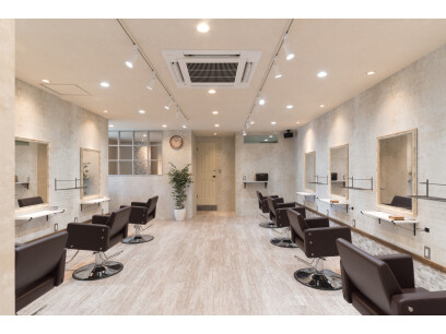 Agu hair mousse 徳島駅前