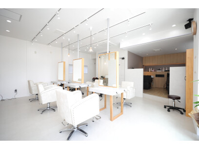 Agu hair calore赤塚