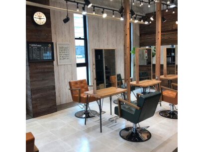 Agu hair ena 倉敷駅前店