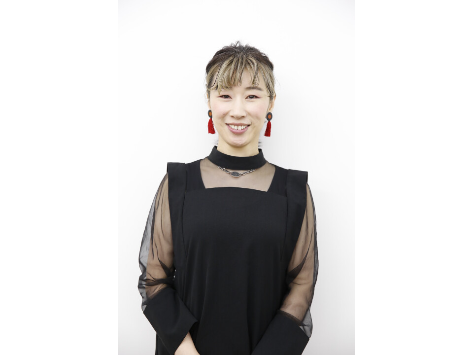 髙嶋　智美