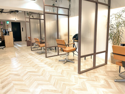 BOTANIUM by RrSALON 【ボタニウム　バイ　アールサロン】栄