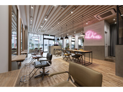 D'na（ディーナ）立川店