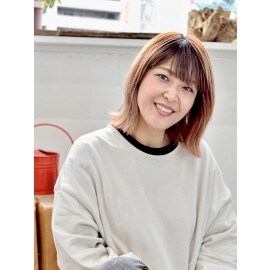 小栗 安恵