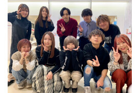 有限会社髪遊び