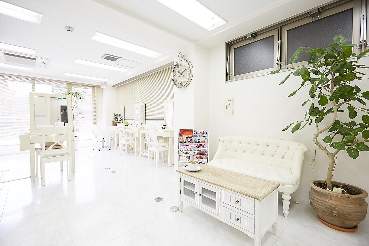 ヘアセット&メイク専門店 risa. 恵比寿 【リサ】│渋谷区(東京都)の